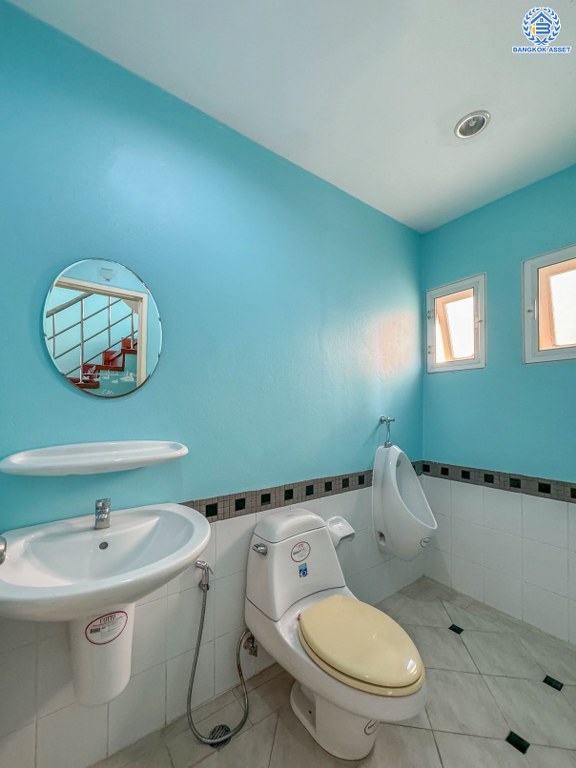 *****บ้านเดี่ยวมือสอง โครงการ กฤษณา แจ้งวัฒนะ-ดอนเมือง เนื้อที่ 52 ตร.ว. ฟังก์ชัน 3 ห้องนอน 3 ห้องน้ำ 2 ที่จอดรถ โครงการบนทำเลดี ใกล้สนามบินดอนเมือง เชื่อมต่อถนนสรงประภา ถนนประชาอุทิศ ถนนวัดเวฬุวนาราม ใกล้รถไฟฟ้าสายสีแดง "สถานีบินดอนเมือง" และจุดขึ้นทางด่วน "ศรีสมาน"